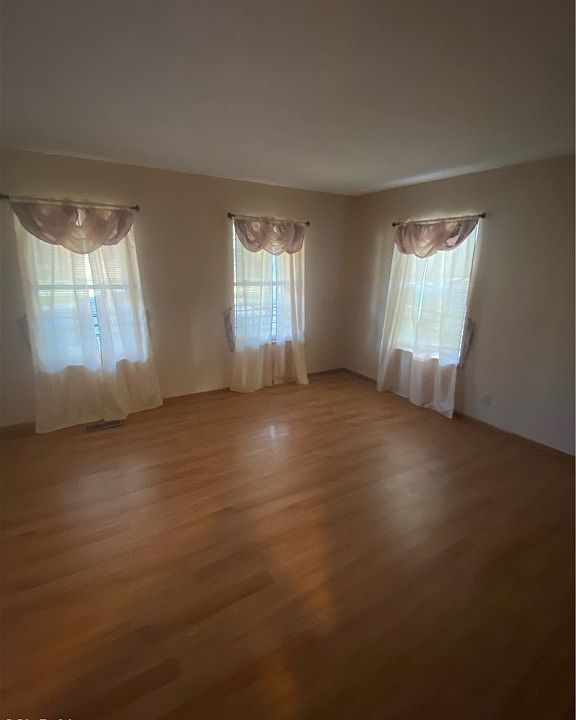 4119 Woodbine Ave, Cleveland, OH 44113 Zillow