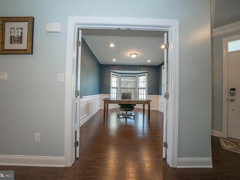 3701 Parris Blvd — Photo 14