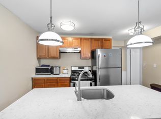 1107 E Genesee St #B, Syracuse, NY 13210