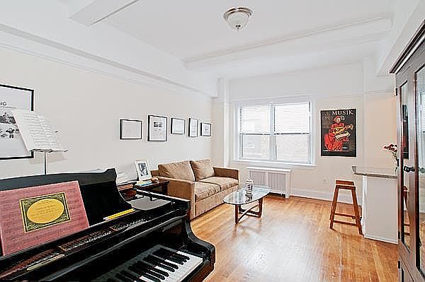 1st image of 304 W 75th St APT 17F
