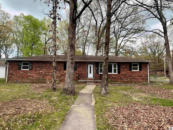 2001 Knob Hill Dr, Paducah, KY 42003