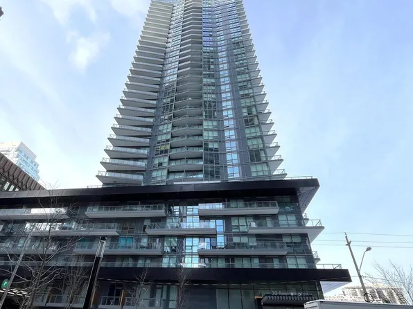 30 Roehampton Ave Unit 2410, Toronto, ON M4P 0B9