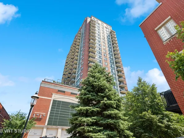 1717 S Prairie Ave APT 708, Chicago, IL 60616