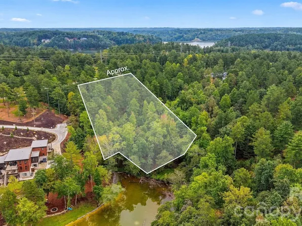 2071 Ellingwood Point #122, Connelly Springs, NC 28612