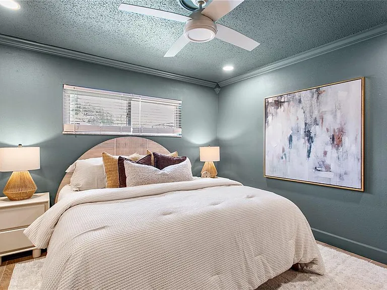508 Columbia Dr — Photo 18