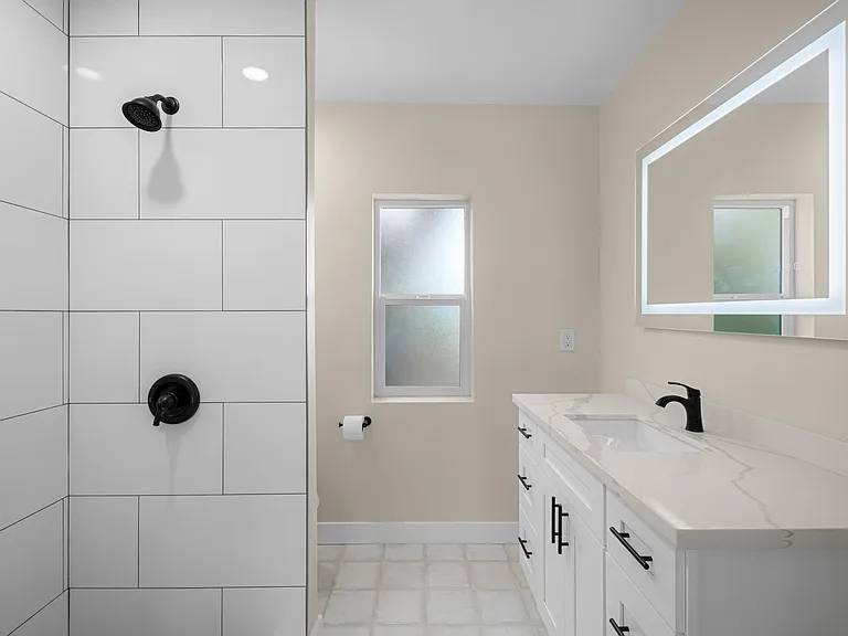 5053 Lenore Dr — Photo 10