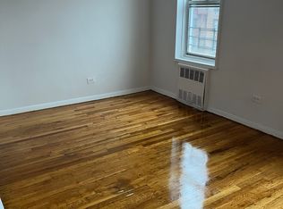 14209 Barclay Ave #5D, Flushing, NY 11355