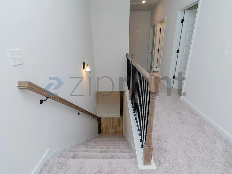 11056 Valmont Ln — Photo 23
