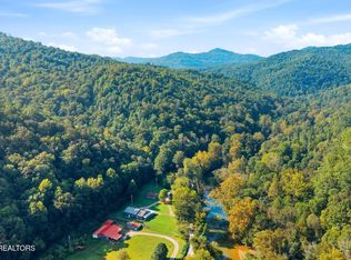 8734 Stoney Fork Rd, Huntsville, TN 37756