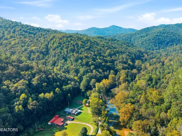 8734 Stoney Fork Rd, Huntsville, TN 37756