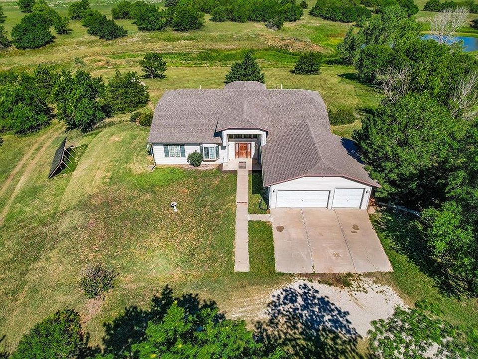 1953 11th Ave, Mcpherson, KS 67460 MLS 49017 Zillow