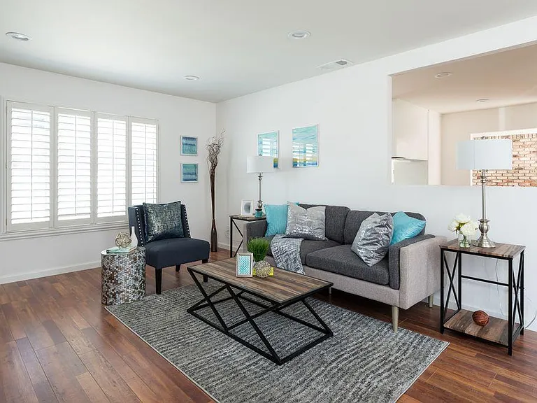 35523 Cleremont Dr — Photo 3