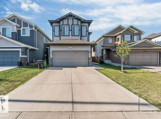 1224 25th Ave NW, Edmonton, AB T6T 2E5
