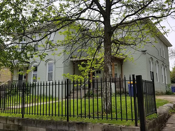 2nd image of 151 Straight Ave SW #1