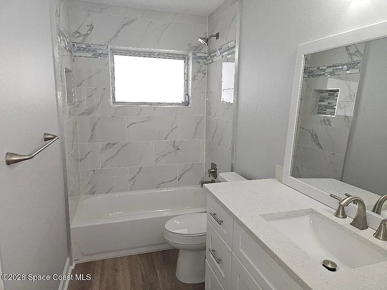 1341 S Patrick Dr — Photo 9