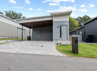 2299 Lake Hall Rd, Tallahassee, FL 32309