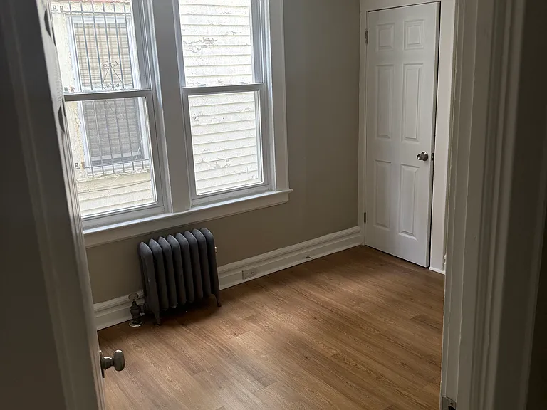 218 Linden Ave #1 — Photo 9