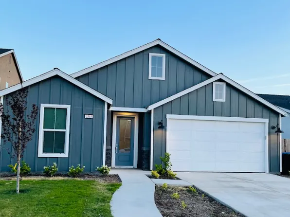 2365 Pepperdine St, Lemoore, CA 93245