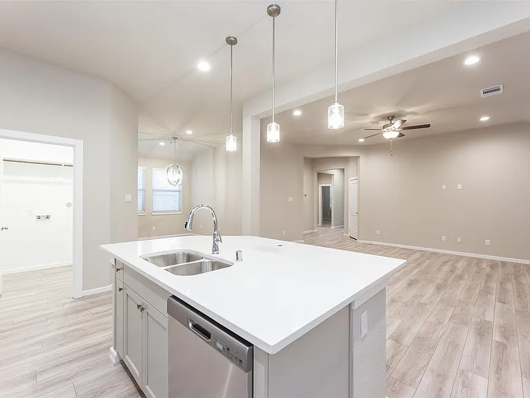 4022 Maple Glen Dr — Photo 12