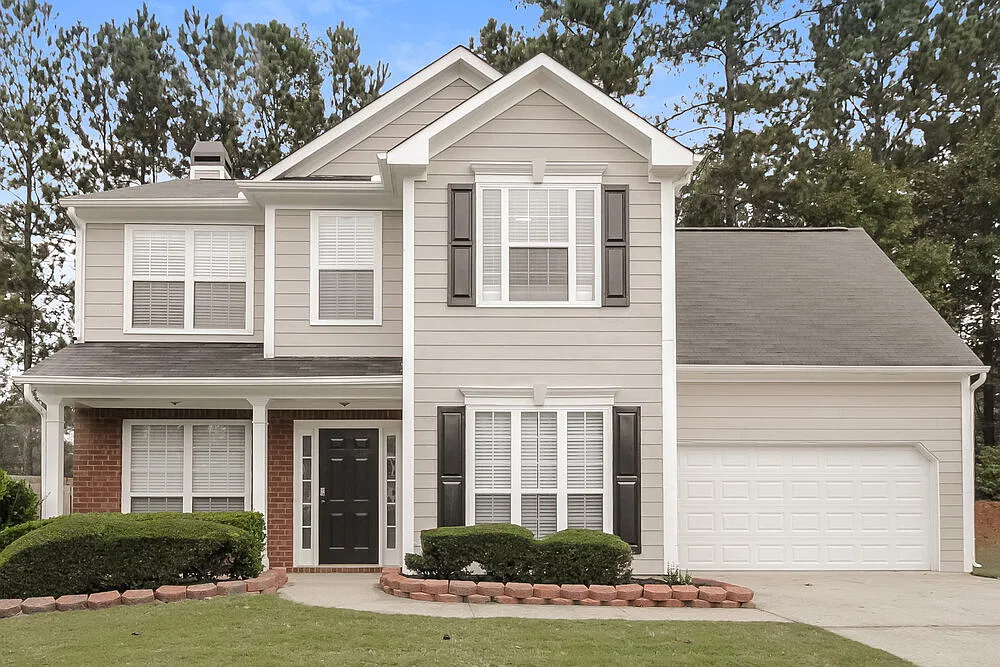 4 bed, 2.0 bath, 1785 sqft, $2,415 — Photo 1