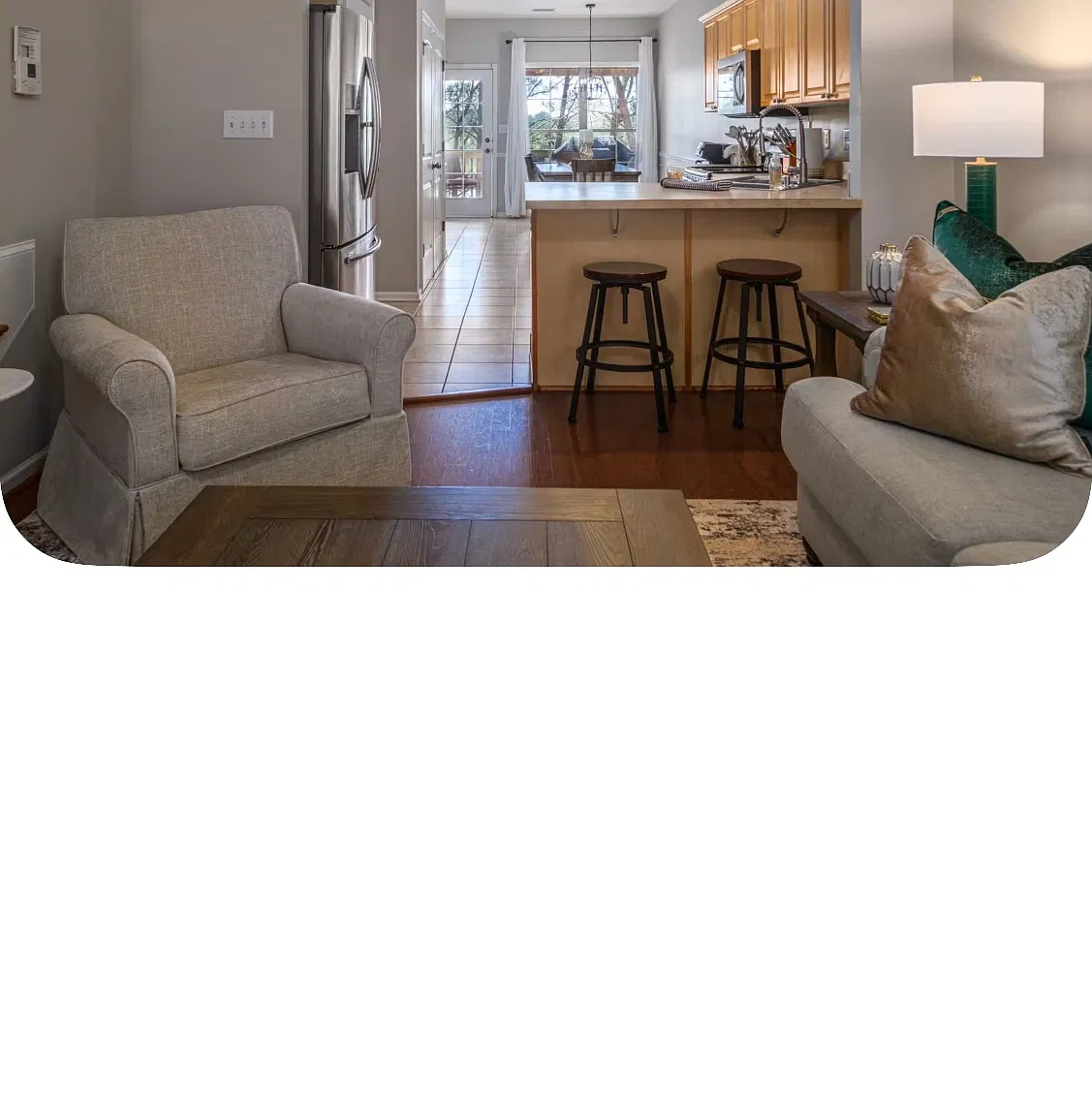 3 bed, 2.5 bath, 1547 sqft, $2,200 — Photo 2