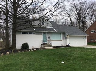 1751 Skyline Dr, Richmond Heights, OH