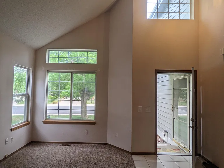 11345 Haswell Dr — Photo 9