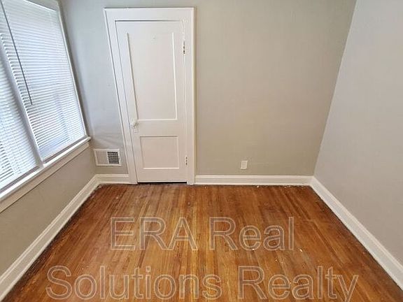 4th image of 1233 E 21st Ave