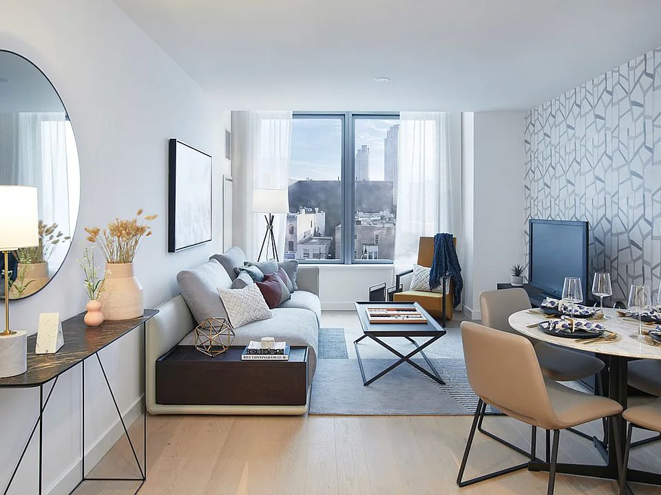 1st image of 3 Court Sq Floor 26