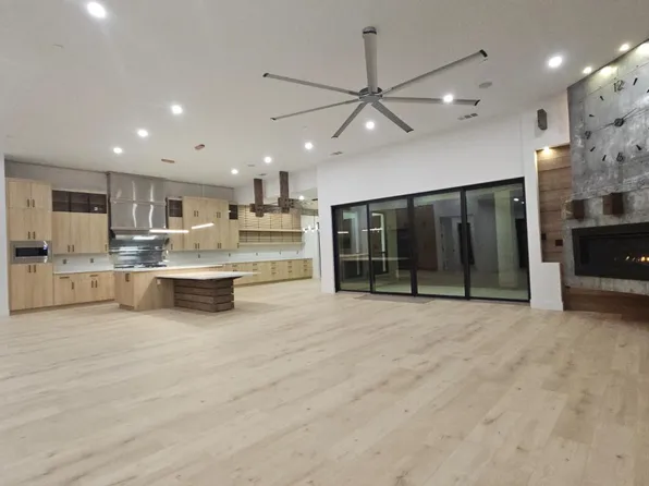 634 Lakeridge Dr, Auburn, CA 95603