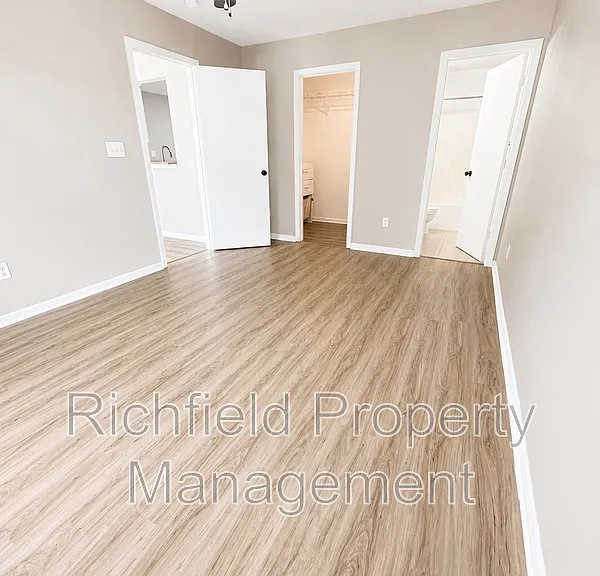 1704 Crimson Ln — Photo 19