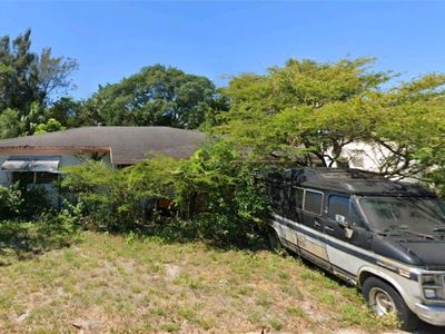 1398 NE 37th St, Oakland Park, FL, 33334