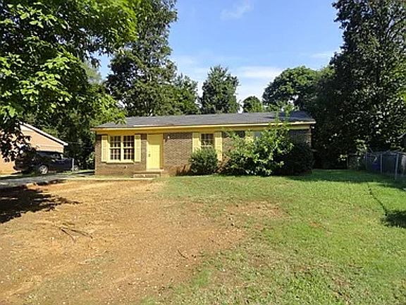 2nd image of 987 Pebble Rd