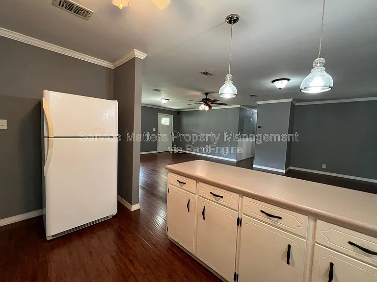 5432 Homestead Dr — Photo 10