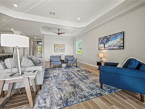 4th image of 43376 Boardwalk LOOP