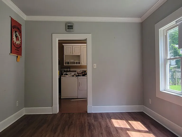 6707 Glenwood St — Photo 22