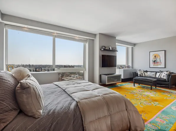 215 East 96th Street image 20 of 20