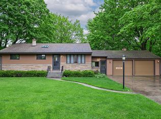 8708 S 79th St, Franklin, WI 53132