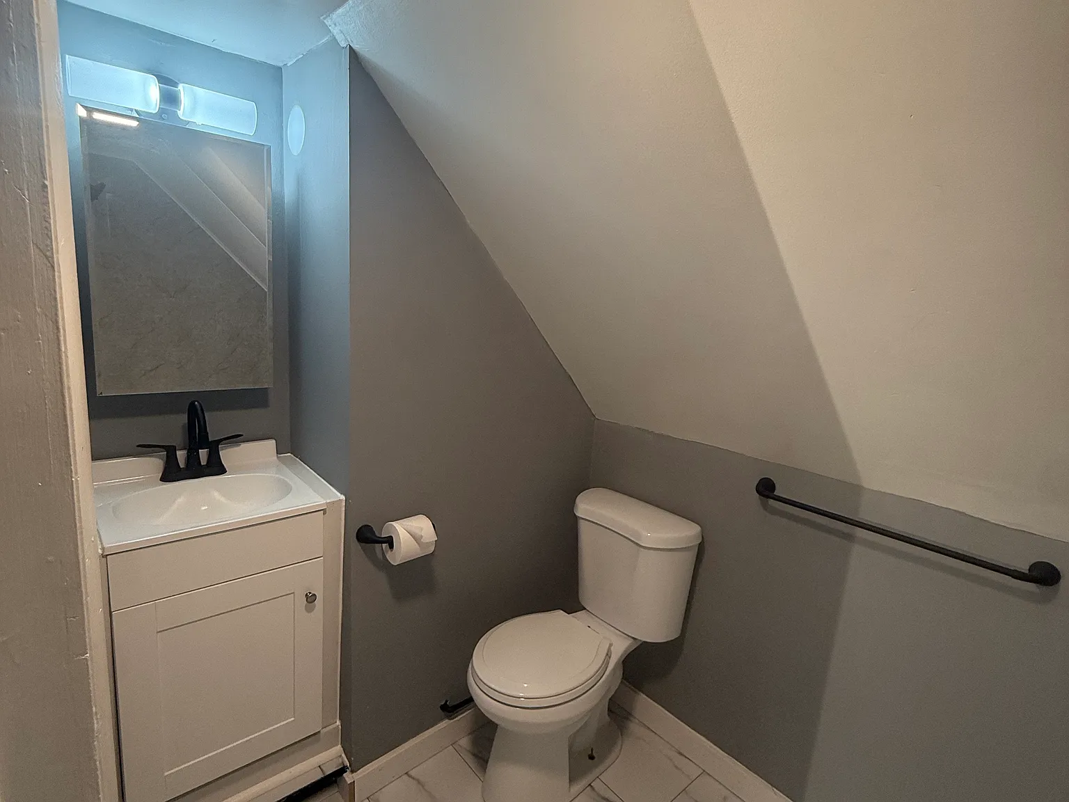 1 bed, 800 sqft, $1,200 — Photo 4