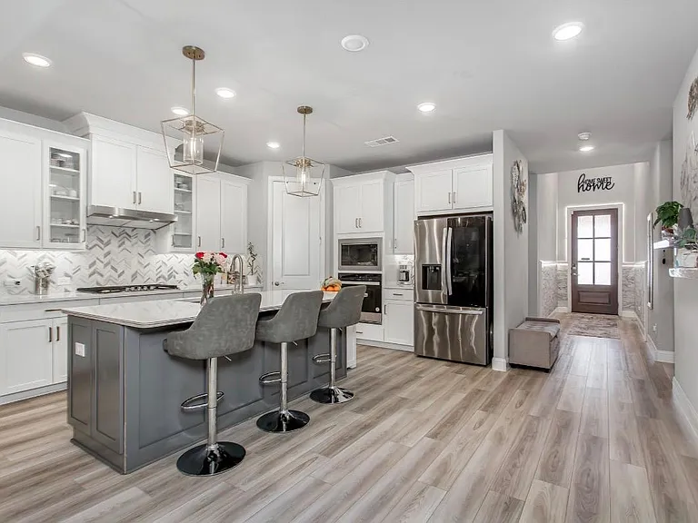 2437 Pinnacle Pl — Photo 7