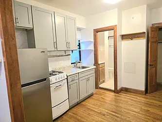 424 East 13th Street, #10