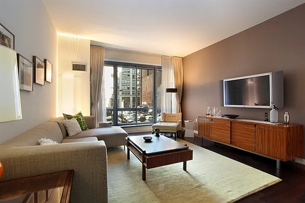 Sold by Corcoran | media 16