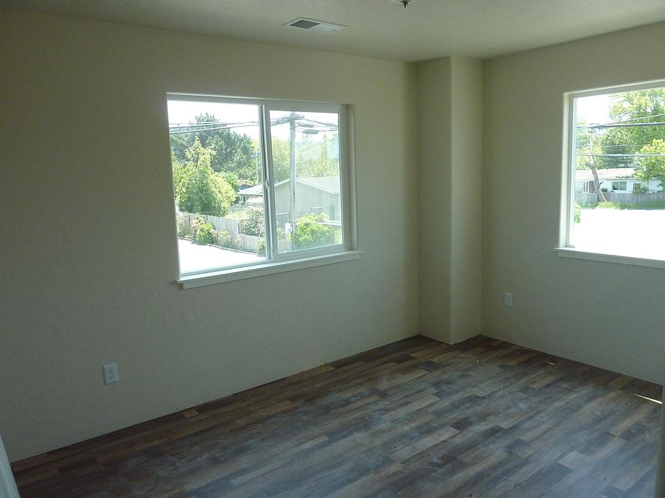 2nd image of 2701 Alliance Rd