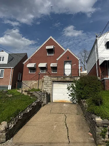 1905 Westmont Ave Photo 1