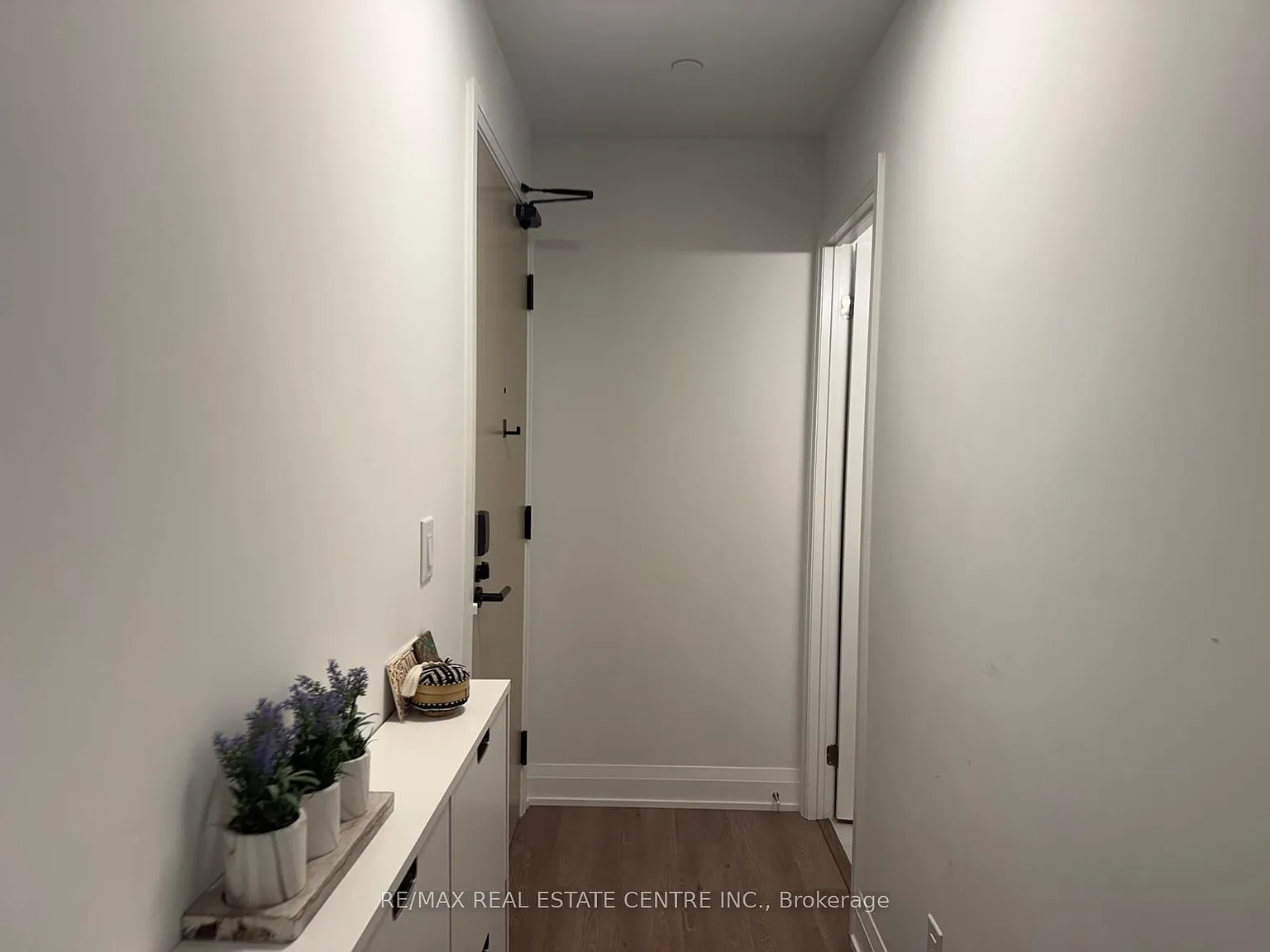 2 bed, $2,750 — Photo 2
