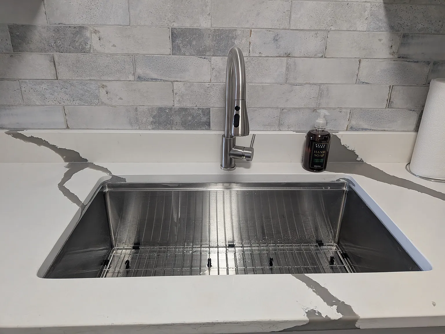 Studio, 400 sqft, $1,500 — Photo 3