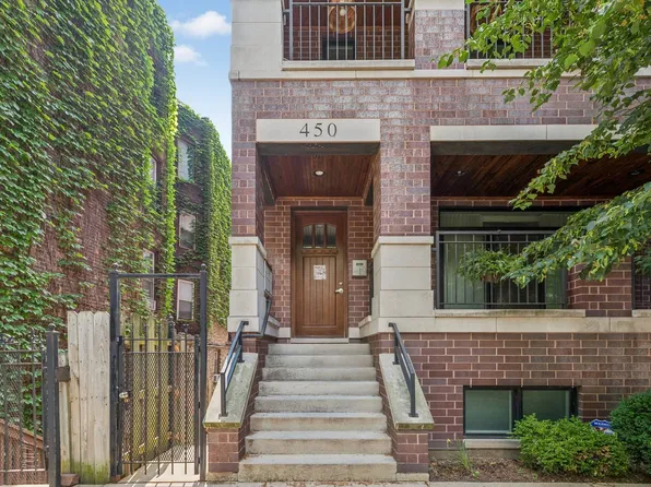 450 N Sangamon St #4, Chicago, IL 60642