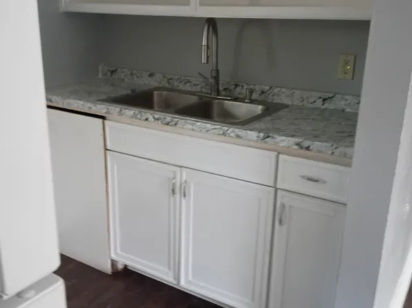 1707 Powatan St #6, Fayetteville, NC 28301