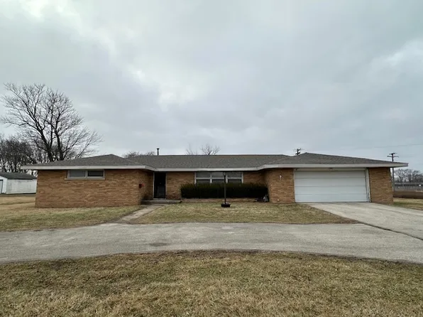 1928 S Route 45 #52, Kankakee, IL 60901