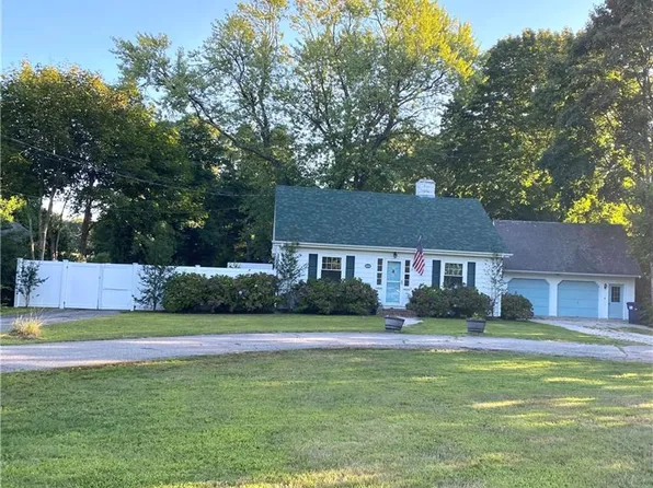 4500 Old Post Rd, Charlestown, RI 02813